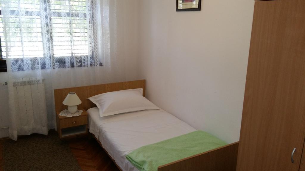 Apartman Dukic Apartment Трогир Екстериор снимка