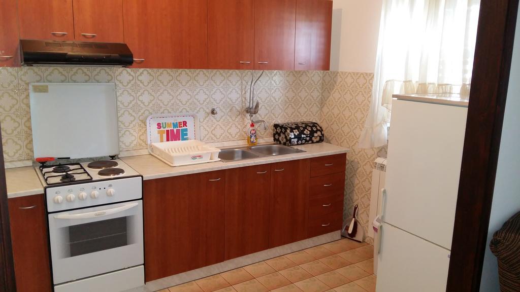 Apartman Dukic Apartment Трогир Екстериор снимка